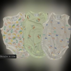 Uniqlo Onesies 6-12m